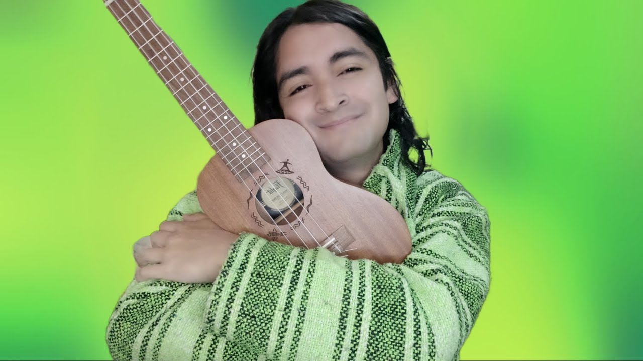 Un Ukulele concierto bueno, bonito y barato 💚💚💚 Flight NUC310