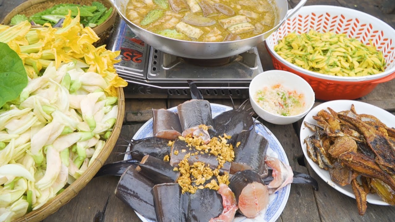 Cá Ngát nấu Lẩu Mắm 