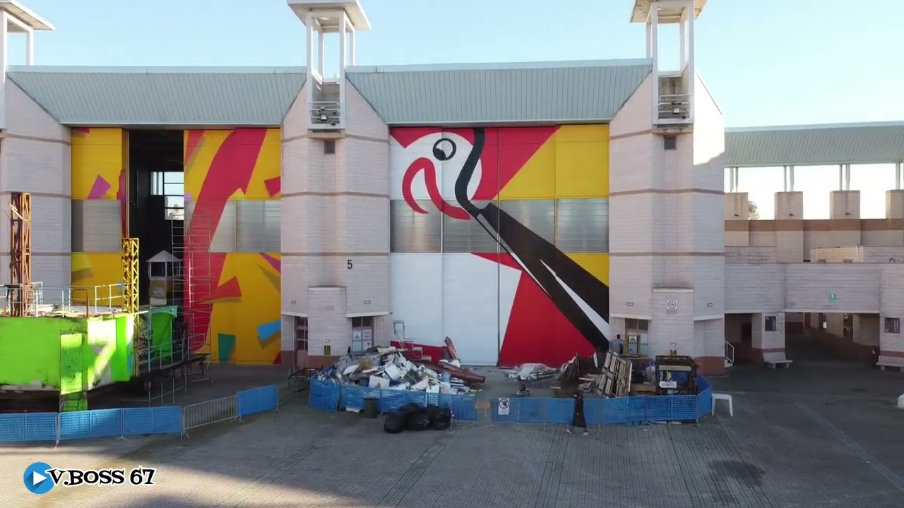 La lavorazione dei carri in Cittadella x il Carnevale di Viareggio ediz.2022..🎭🎭🎭..( 14.01.2022 )