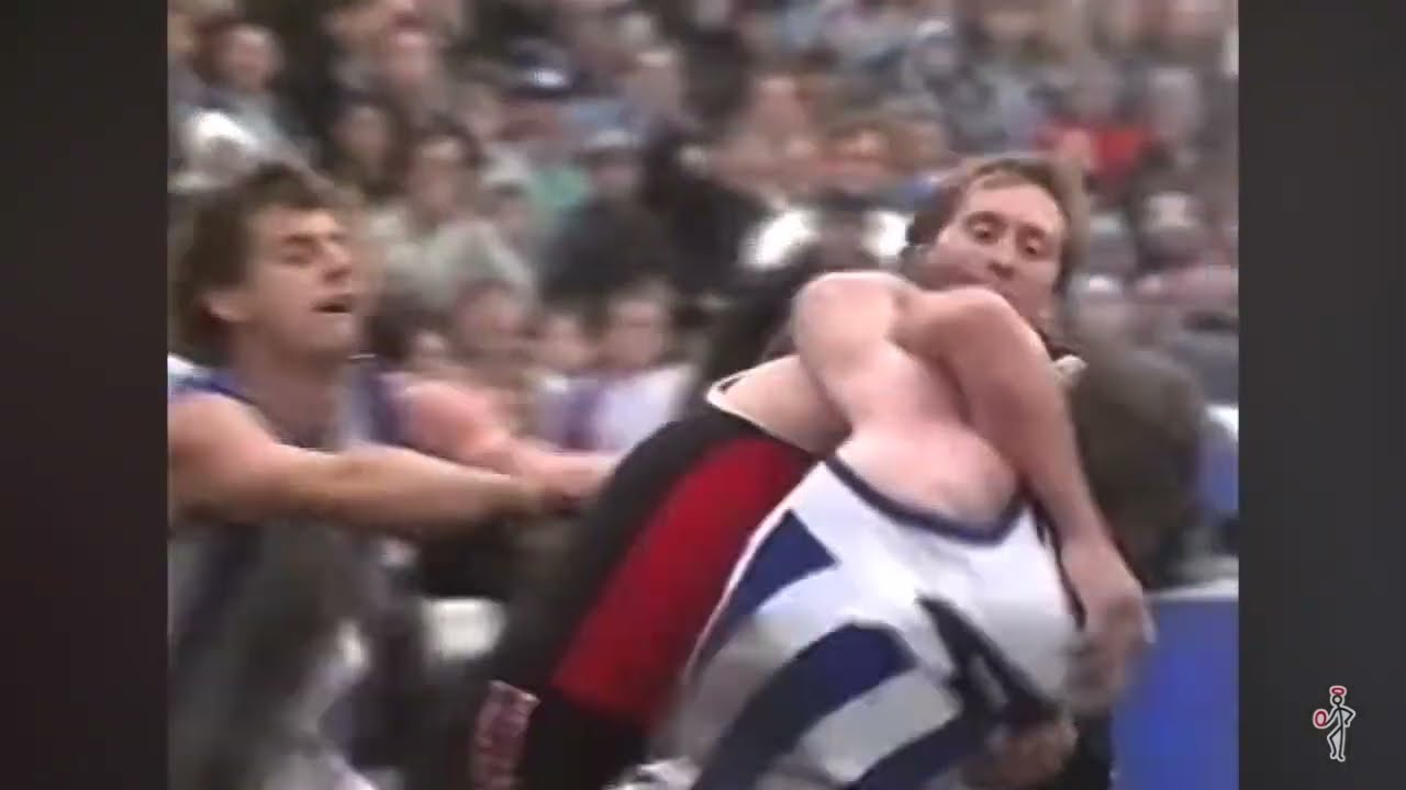 Tony Lockett vs Mick Martyn Clash