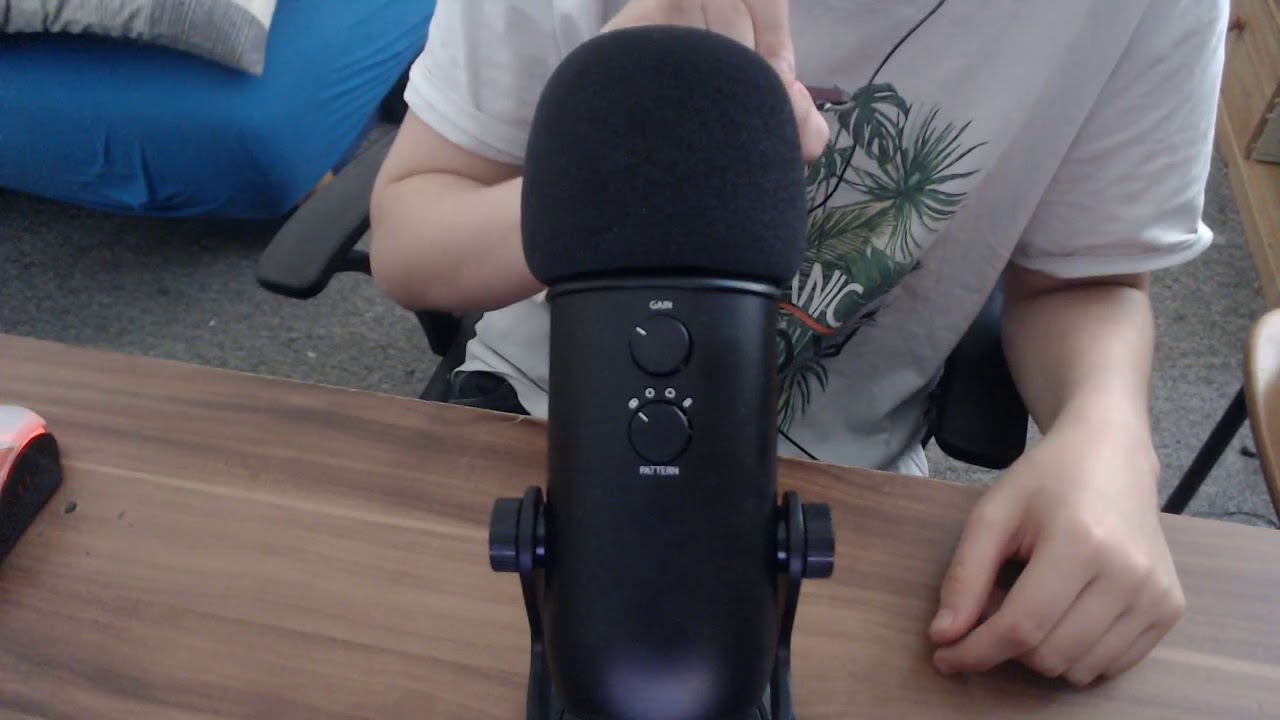 ASMR  - Mein Erstes Video - deutsch/german