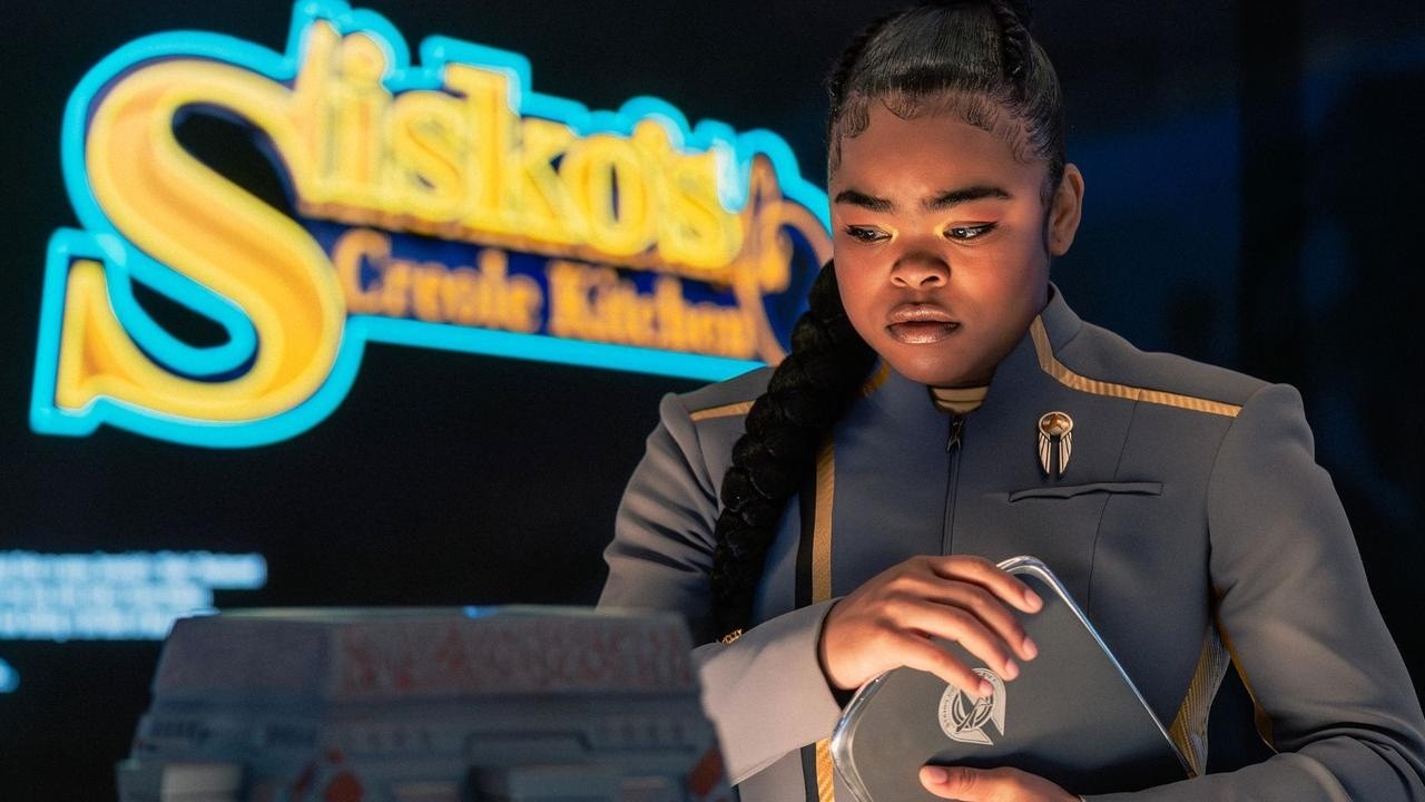 Star Trek's Holographic Daughter Just Got a HUGE Family!