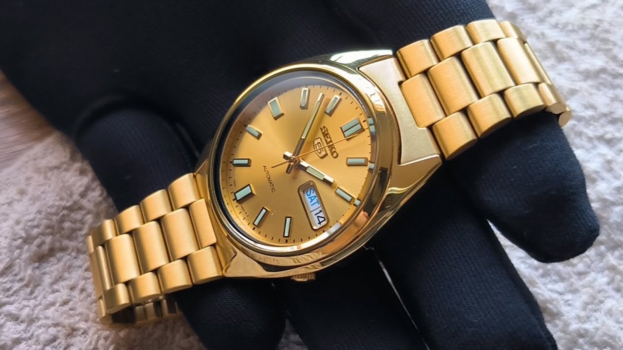 Relógio Seiko 5 DOURADO - CALIBRE 7S26 AUTOMÁTICO SNXS80B1