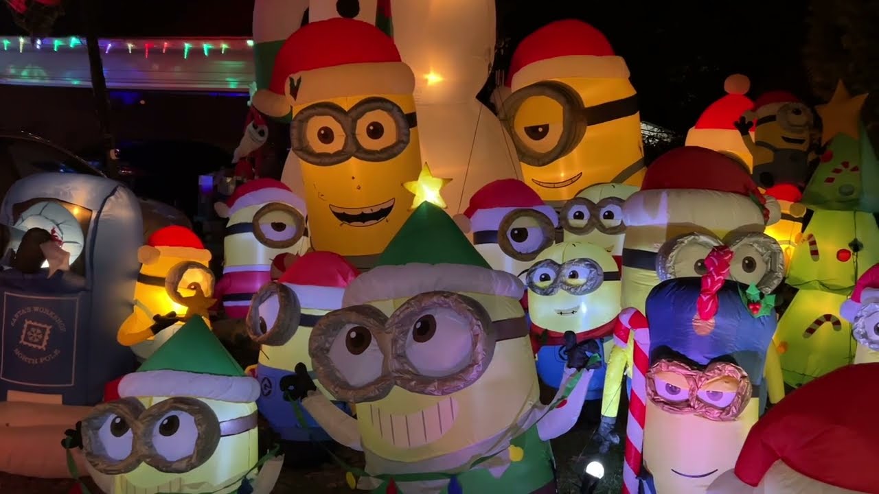 Minion Christmas Inflatable Display - MINION INVASION! My Minion Inflatable Display - 2022. 🎅