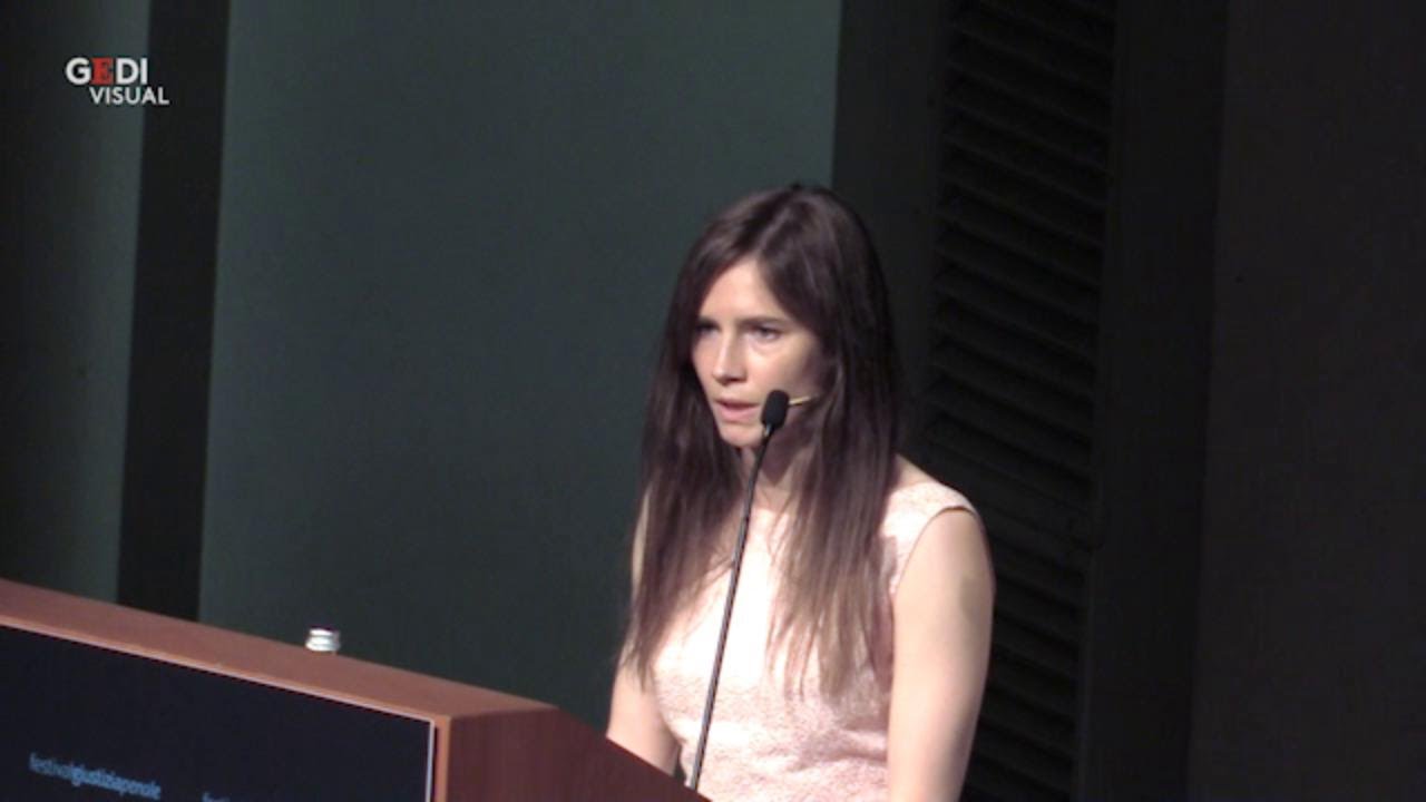 Modena, Amanda Knox racconta la sua odissera al Festival Giustizia Penale