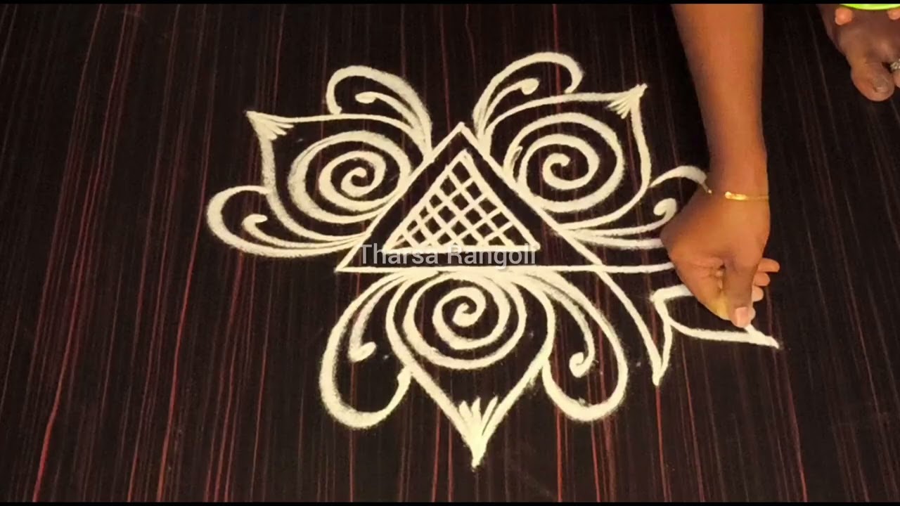 Thaipusam special கோலம் 🌺 Thaipusam special Rangoli 🌺 simple rangoli #muggulu#rangoli#kolam#shorts#