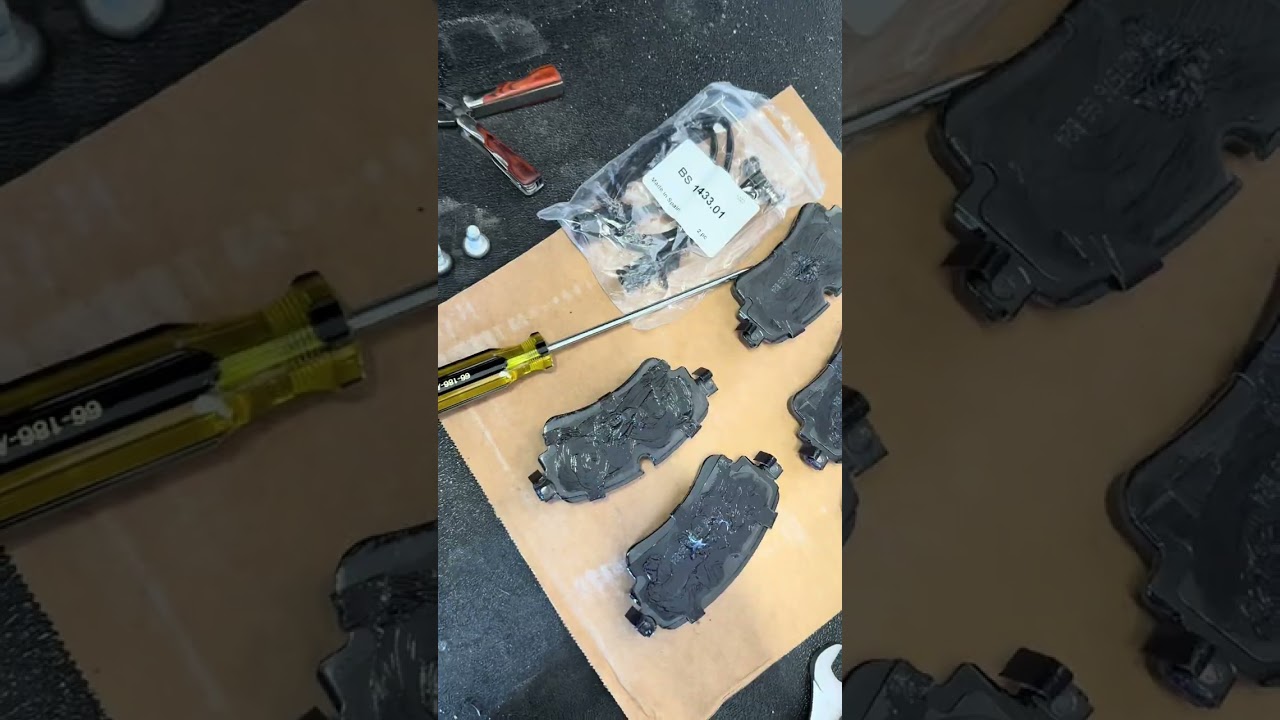 Audi S5 rear brake pad change 