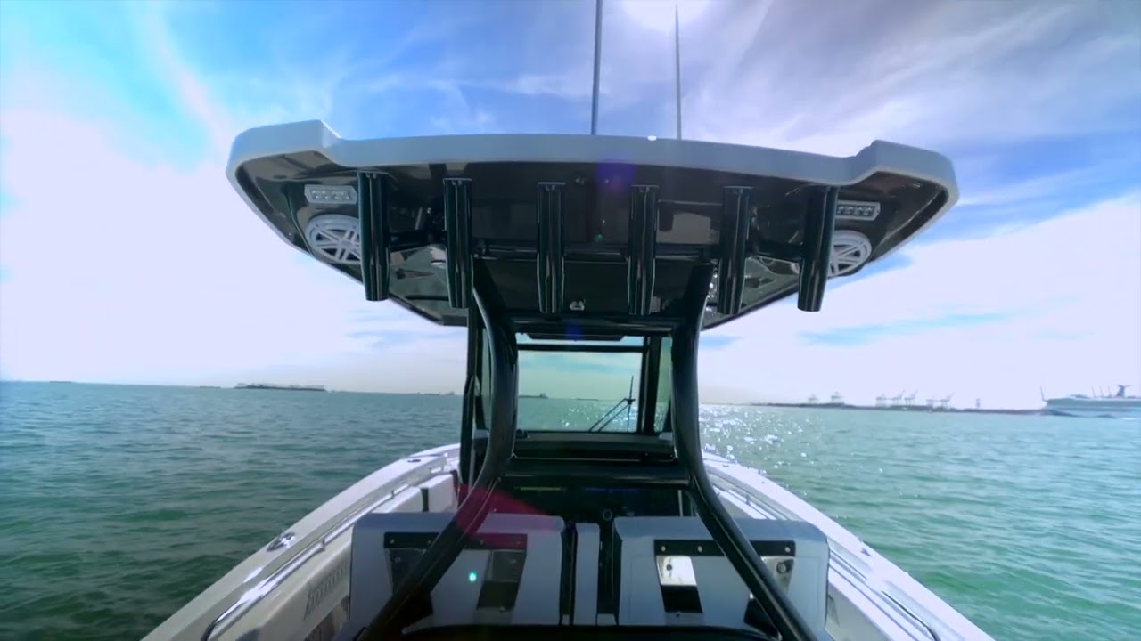 2023 BLACKFIN 302 CC TITANIUM 600 HP -  BRODEN YACHTS