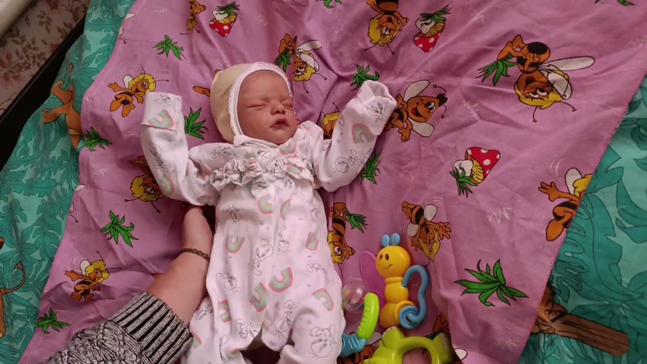 перевдягання і годування Самірочки ❤️❤️❤️❤️