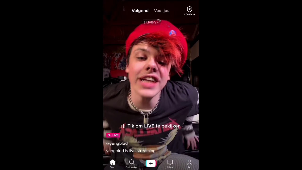 YUNGBLUD livestream tiktok with abby roberts and more