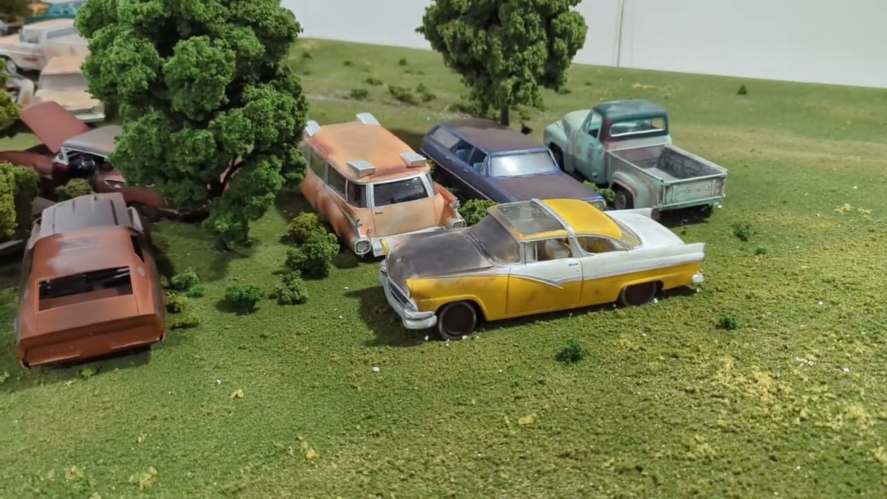 Progress on the Old Highway 92 Salvage Yard Diorama