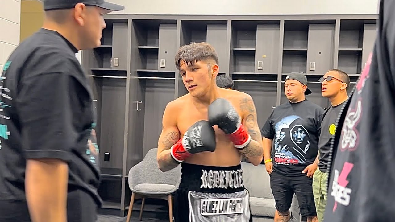 BAM RODRIGUEZ BLASTING MITTS SECONDS BEFORE FIGHTING GALLO ESTRADA!