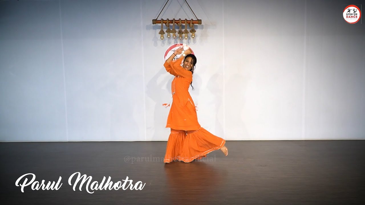 Kesariyo Rang | Easy Navratri Dance | Garba Festival Dance | Parul Malhotra Choreography