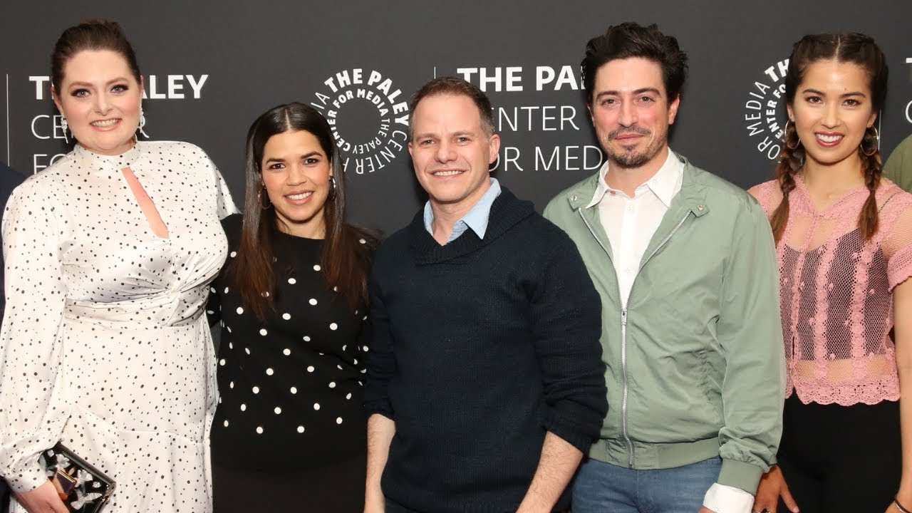 America Ferrera, Lauren Ash & Nichle Bloom Talk SUPERSTORE S4 Finale!