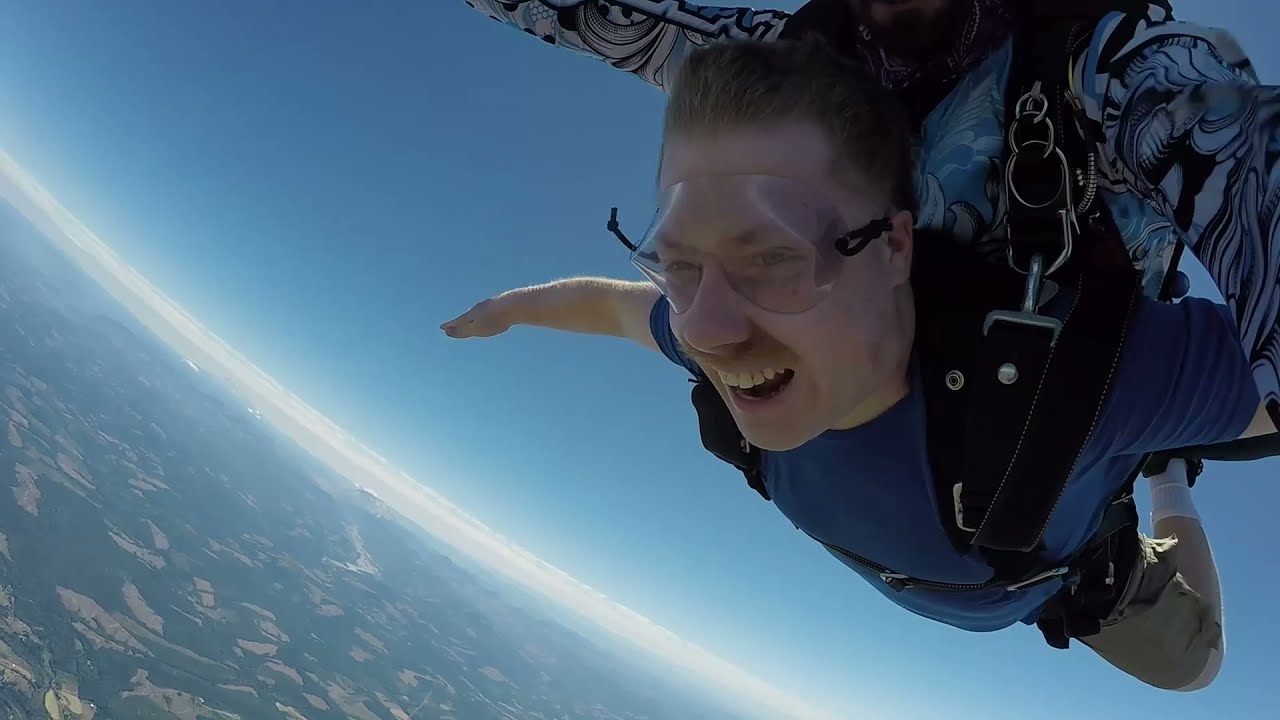 Skydiving - Toledo, WA