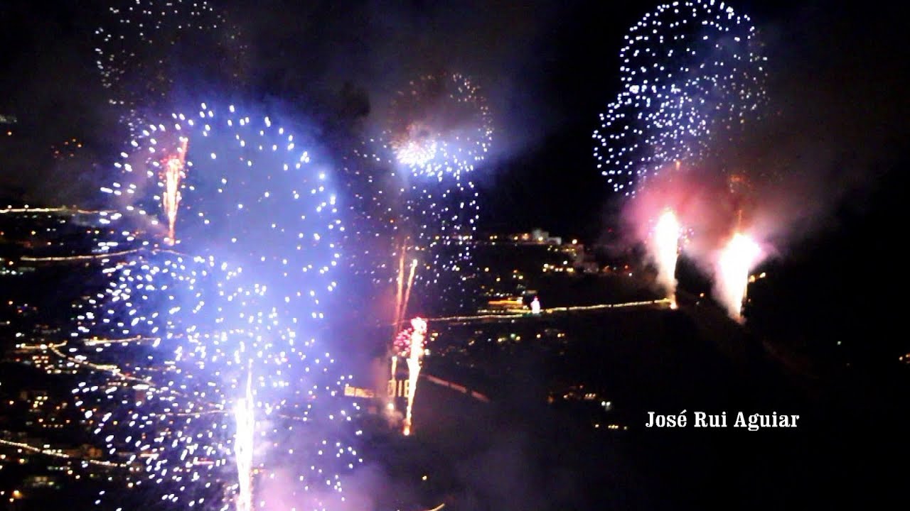 Fogo de Artifício Passagem de Ano Madeira 2017-2018 New Year Fireworks
