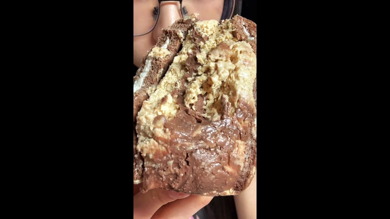 终于找到皮薄馅大而且超超低卡的猛犸包了‼️#谁懂这一口的好吃程度 #奶酪包 #一口下去超满足 #面包 #甜品控