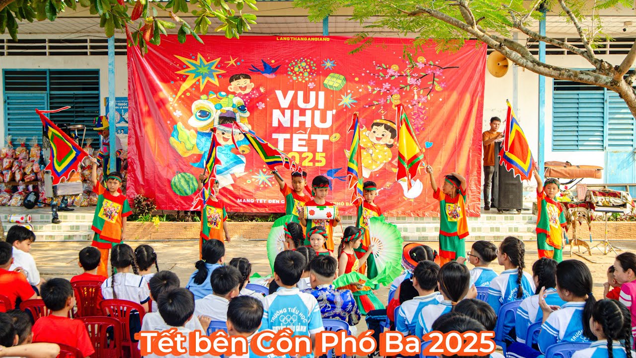 Tết bên Cồn Phó Ba - Chụp ảnh tặng học sinh, thi diễn văn nghệ, trao quà, lì xì... Vui Như Tết 2025