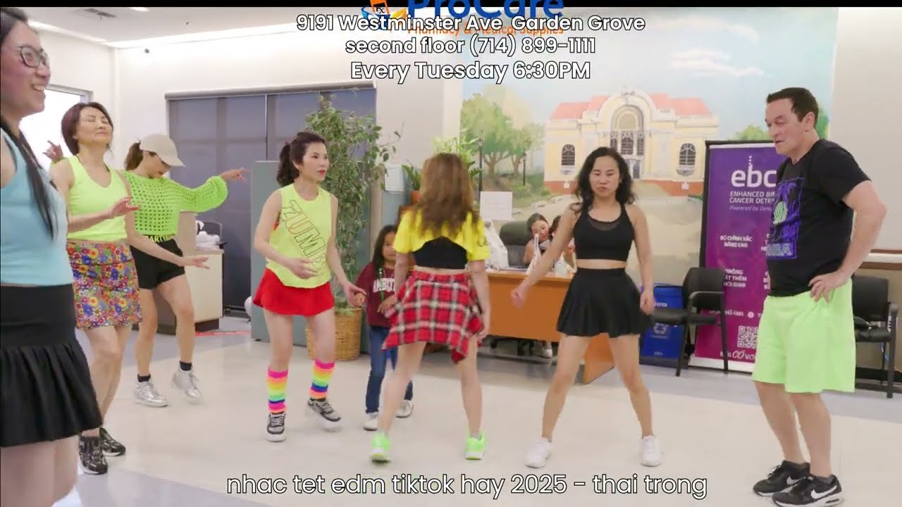 14 thai trong   nhac tet edm tiktok hay 2025 Zumba