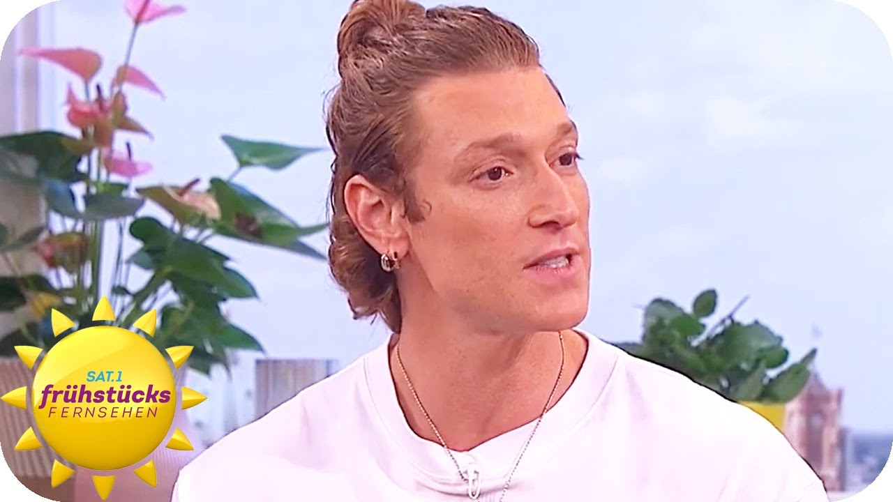 Schauspieler und Musiker Daniel Donskoy kämpft gegen Judenhass | SAT.1 Frühstücksfernsehen