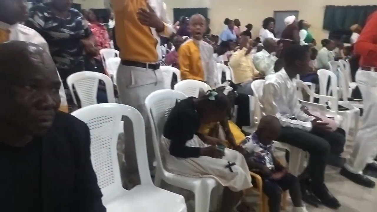 Gen kèk fwa momen yo difisi  men se nan lekol bondye  ou ye