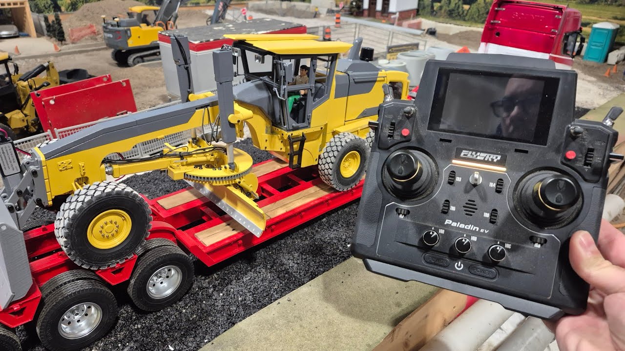 Setup you paladin ev18 for RC construction machines. 
