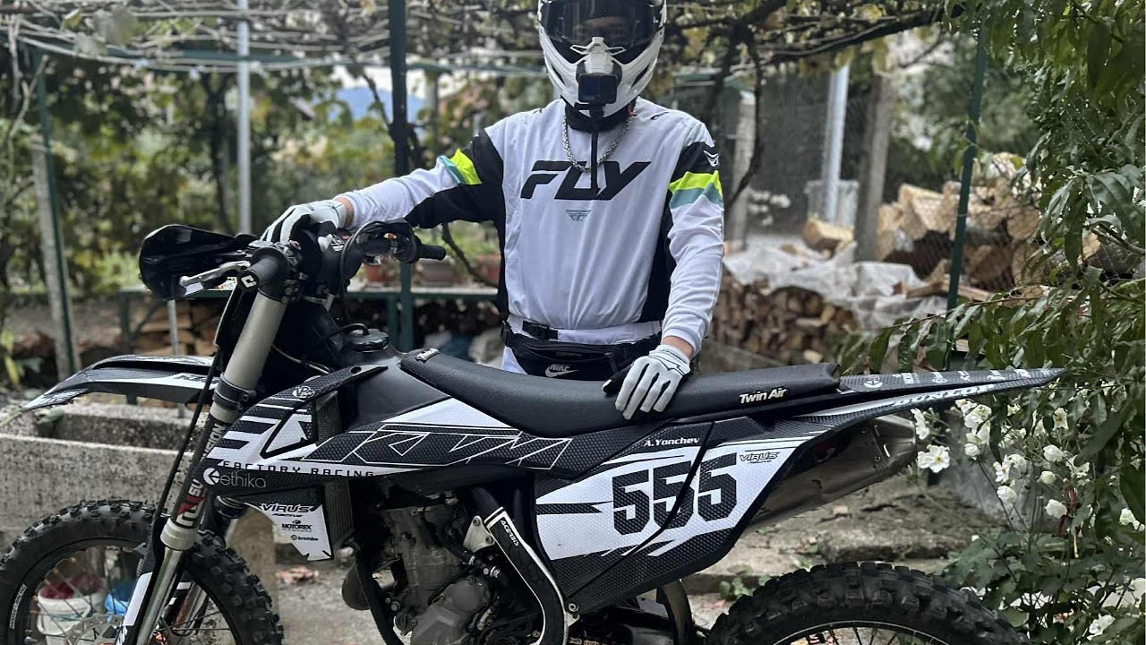 NEW Insane Motocross style BLACK and WHITE!