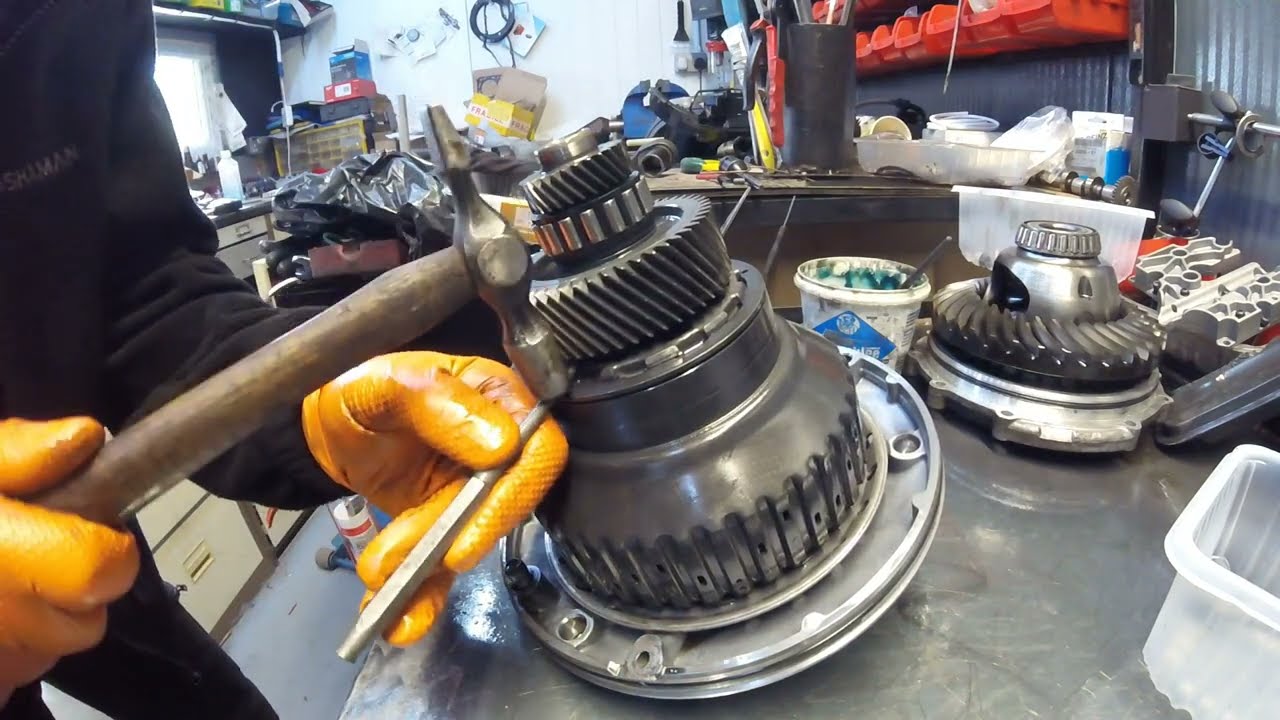 Démontage et montage de l'embrayage Audi CVT OAW