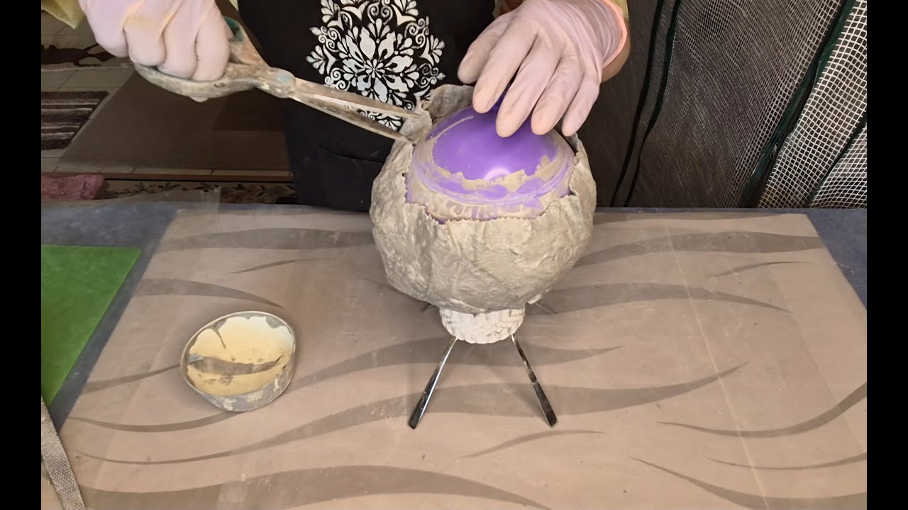 Concrete Balloon Pot with a Unique Forked Base