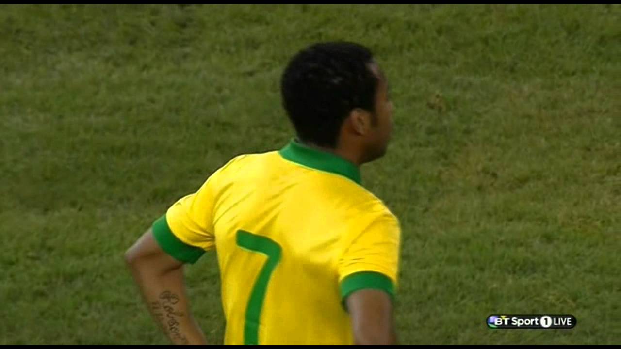 Robinho vs Chile by Milan Eb