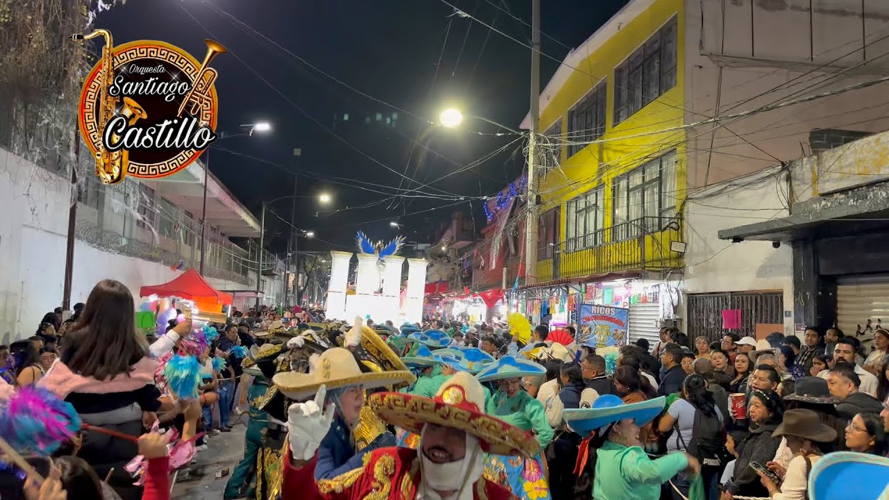 Orquesta Santiago Castillo y Comparsa Monarca en su gran desfile (tema:Monarca)28/02/2026