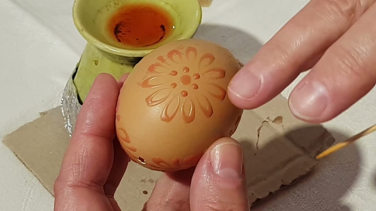 Gömöri hímes tojás írózás Zsuponyóné Ujváry Máriával