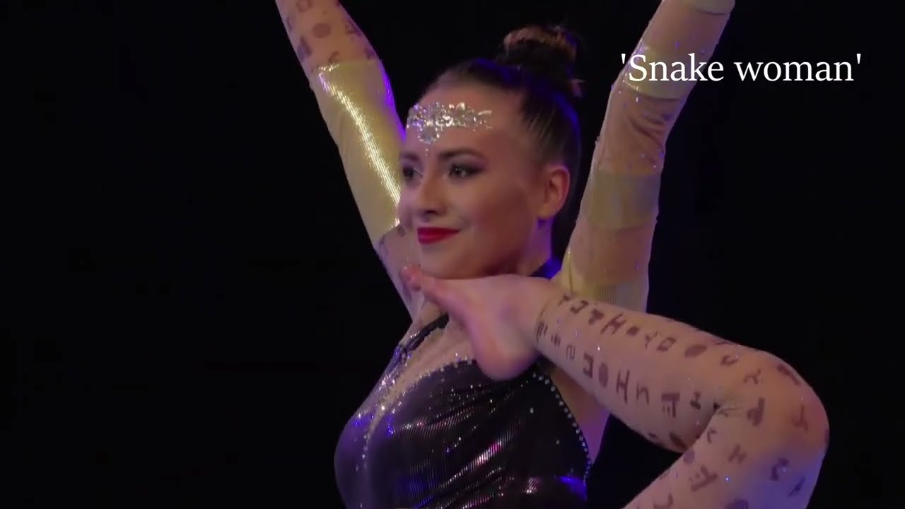 Contortion / Kobieta Guma DEMO - Agnieszka Marczak // 'Snake Woman' vs 'Diamonds are forever'