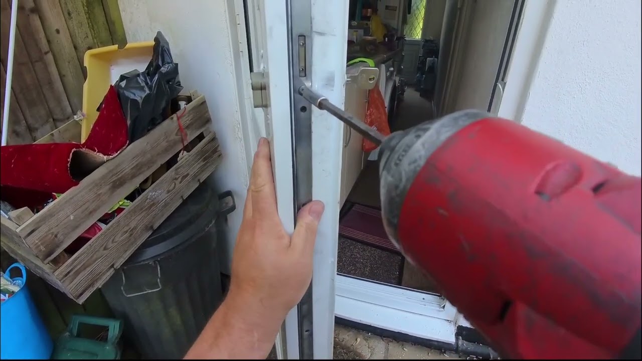 Key Stuck in uPVC Door? Watch the Full Lock Strip & Repair! 🔧🔐