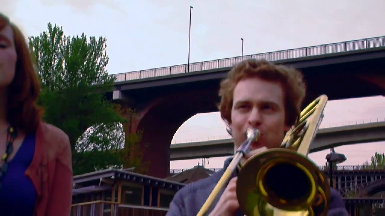The Amazing Sessions On Location: Young Runaways - Vultures