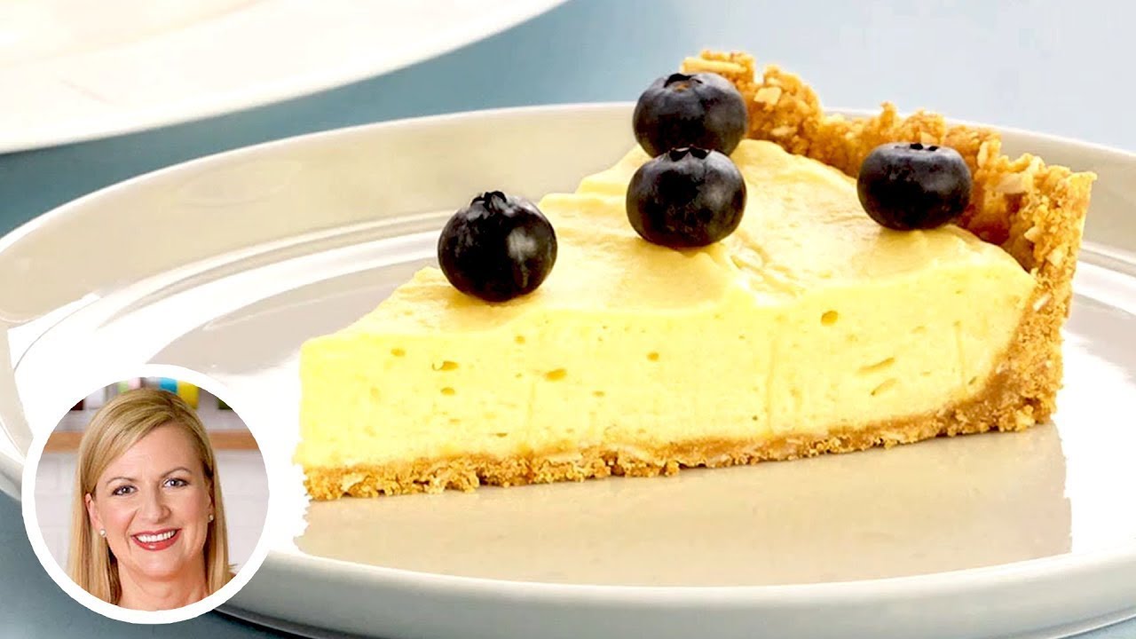 Professional Baker Teaches You How To Make MOUSSE TARTS!