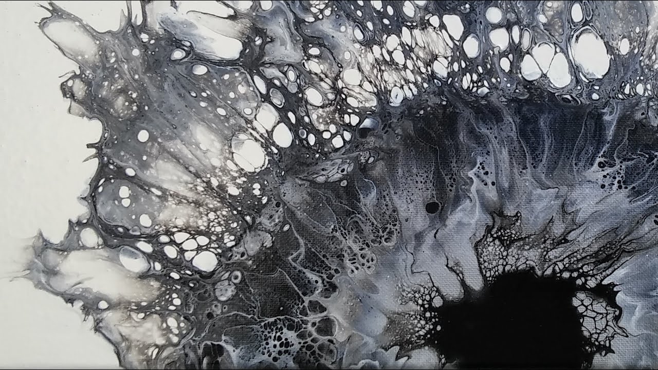 Black & White Flower Blowout Center/Using the blow dryer/Fluid Art/Acrylic Pouring (46)
