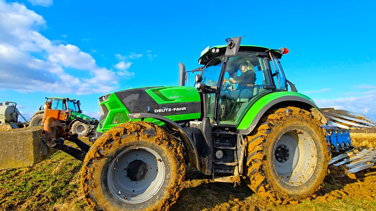 Deutz-Fahr 6155 RC-Shift Agrotron im Teamwork mit Agrotron 105 zugleich Gülle ausbringen und pflügen