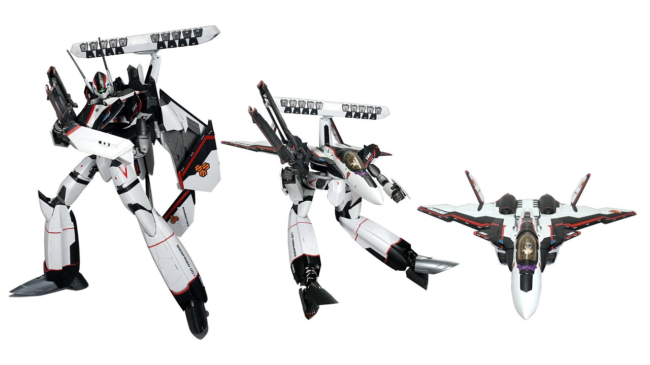 Bandai DX YF-30 Battroid GERWALK Fighter Transformation