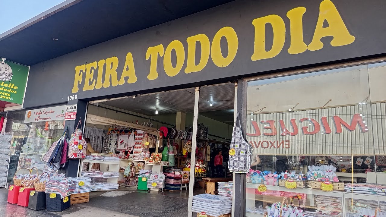 Ibitinga SP: Feira todo dia crochês tapetes caminhos em bordados de Ibitinga SP