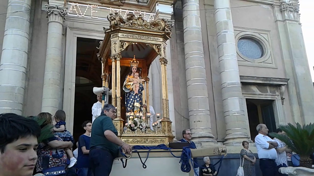 Uscita del simulacro della Madonna della Grazia a Santa Venerina (CT) e cantata 2 Luglio 2017