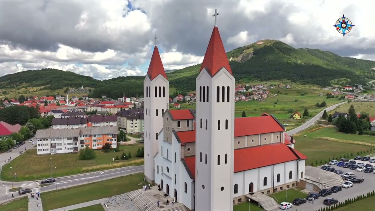 Crkva Svete Obitelji, Kupres - zračni snimak