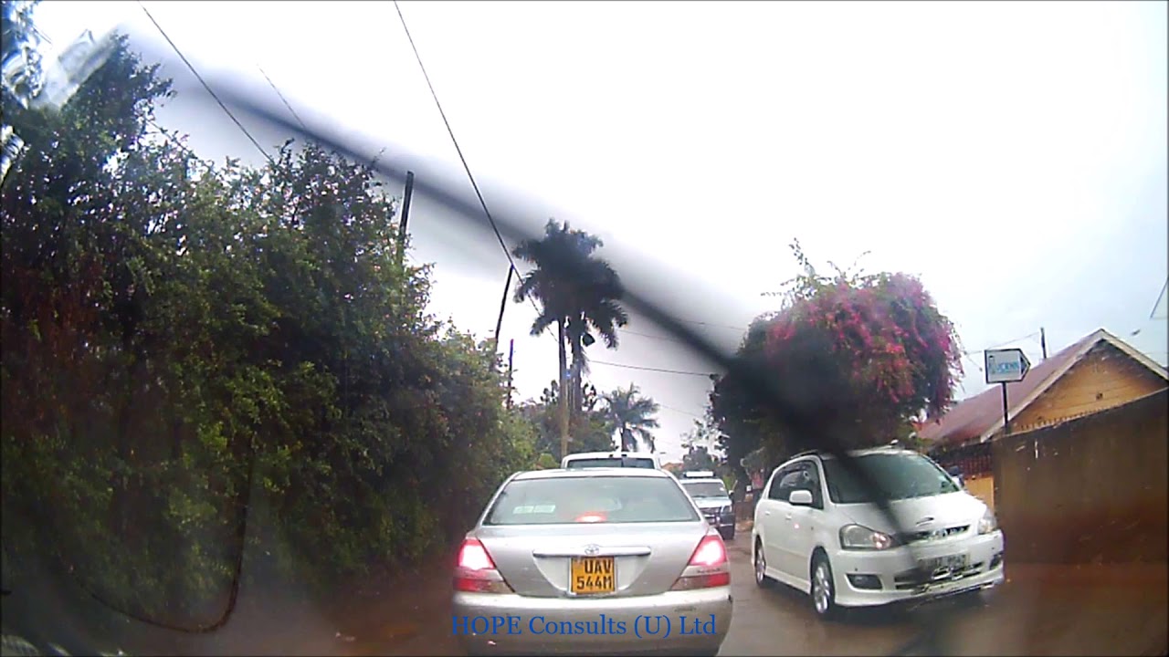 Kampala drive under rain from Kyanja to Entebbe road