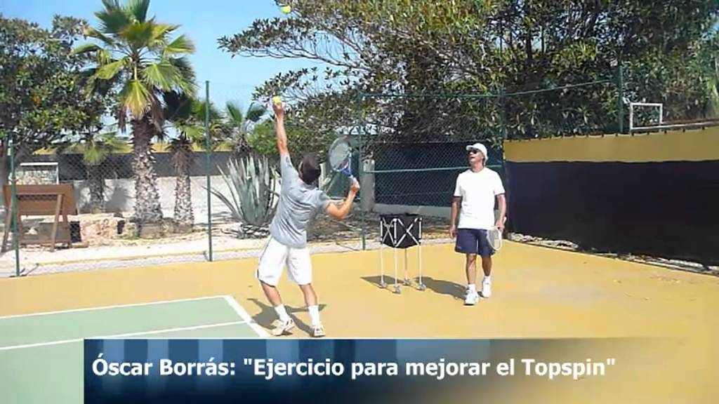 Óscar Borrás mejora el saque a Adrià Mas (Parte 1 de 4)