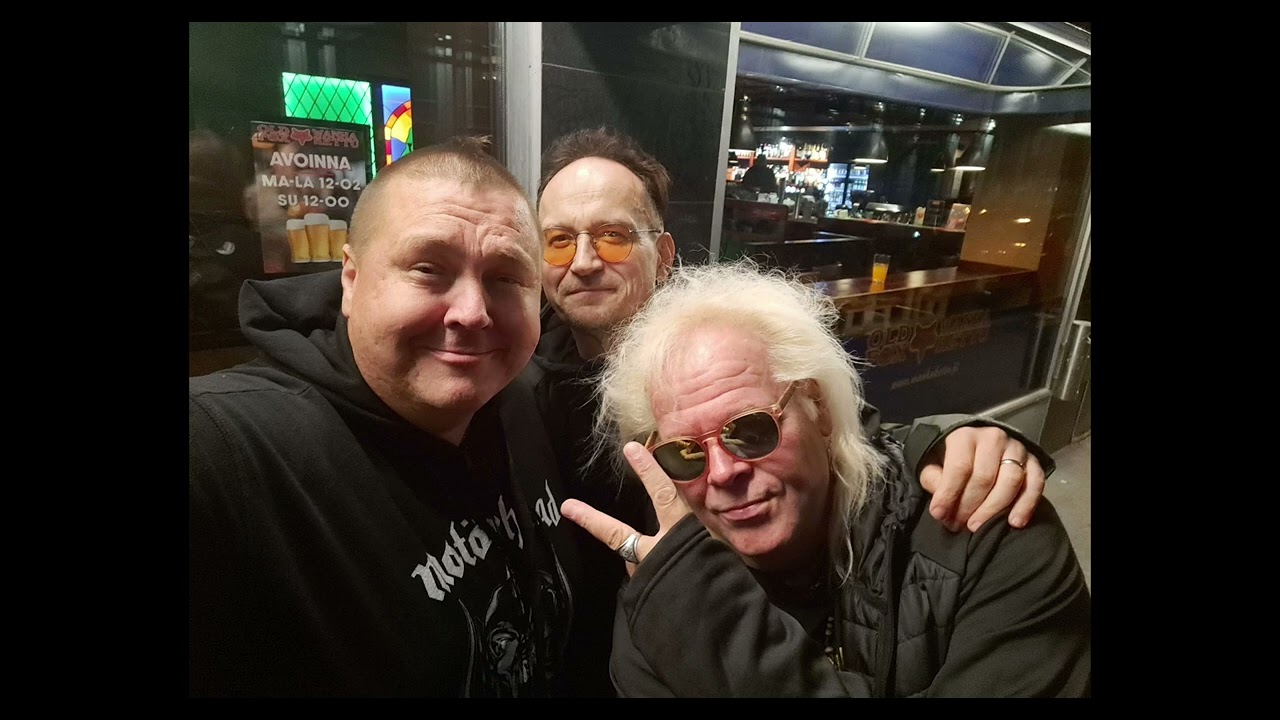 Haastattelussa MUSTA PARAATI -yhtyeen Saku ja Ykä 20.9.2023