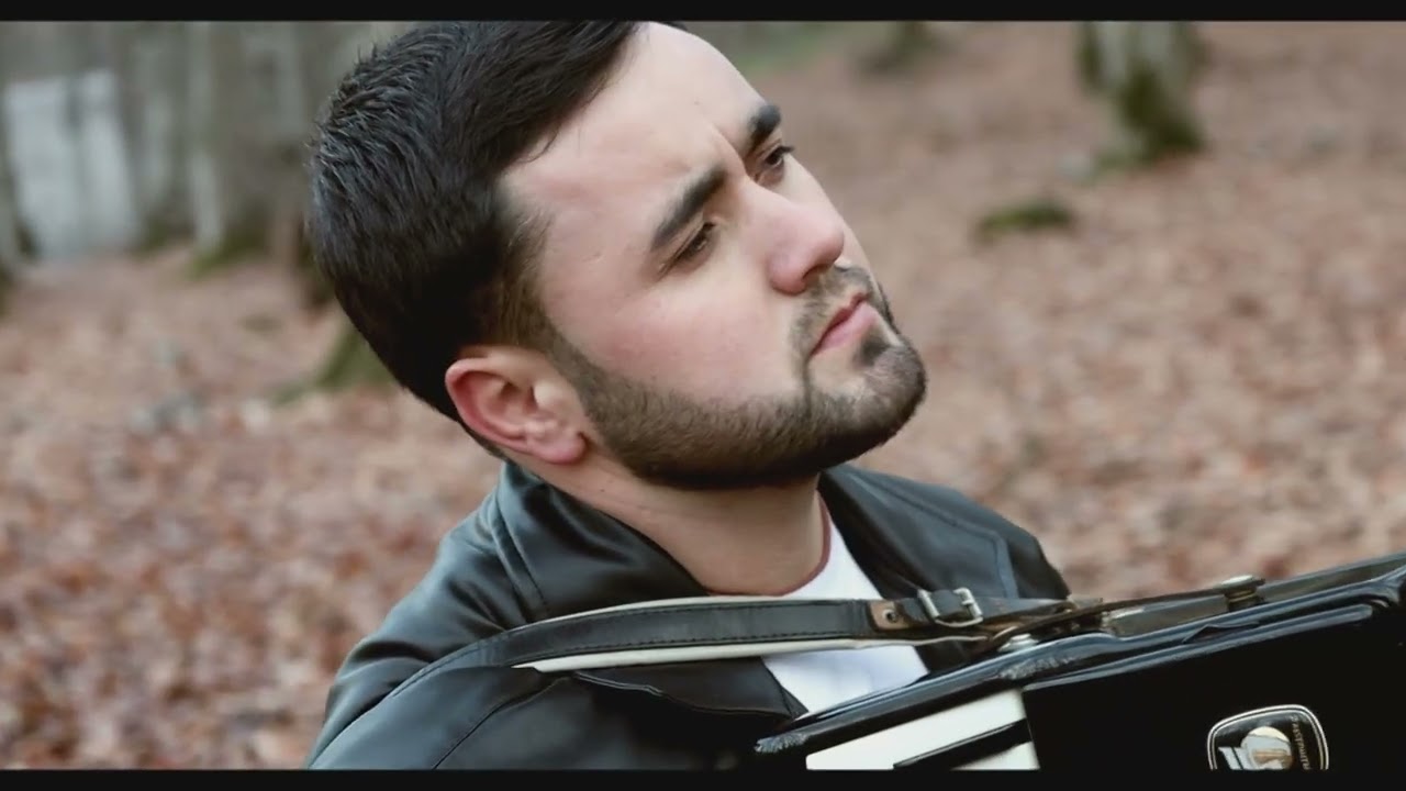 Sənan Məmmədov Ağlatan kafe Gupse kafe #2025 #sontrend #xacmaz #quba #musiccafe 