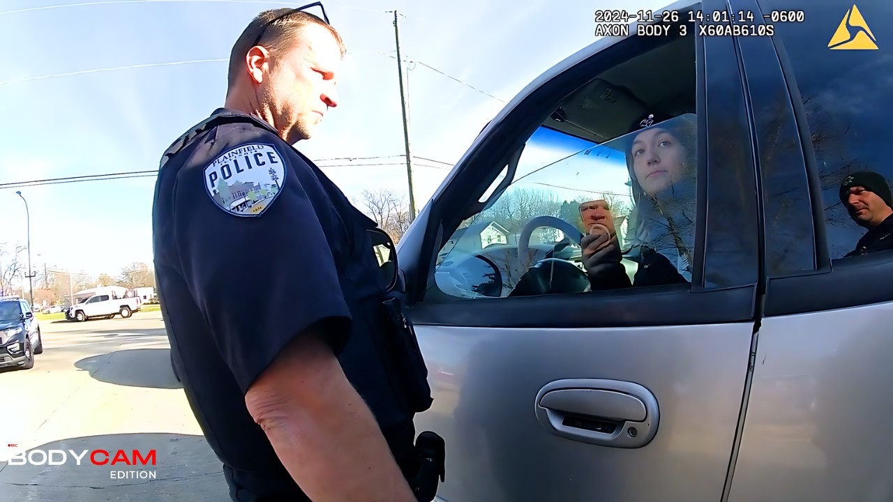 Police Teach Entitled Karen She Doesn't Make the Rules
