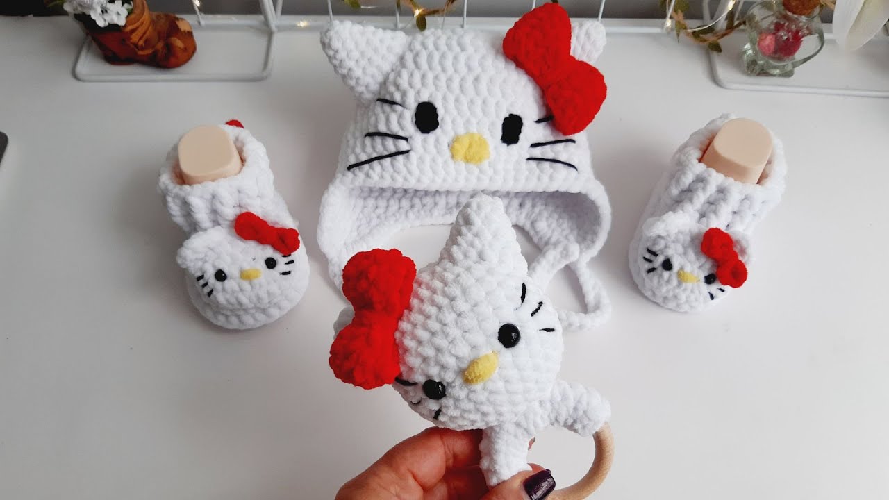 Вязаный крючком набор для новорожденной в стиле Hello Kitty ( 2 часть )