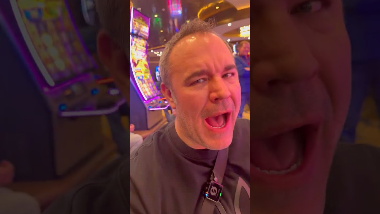 SUPER RARE TRIPLE POP BONUS EVER...... #casino #slot #gambling