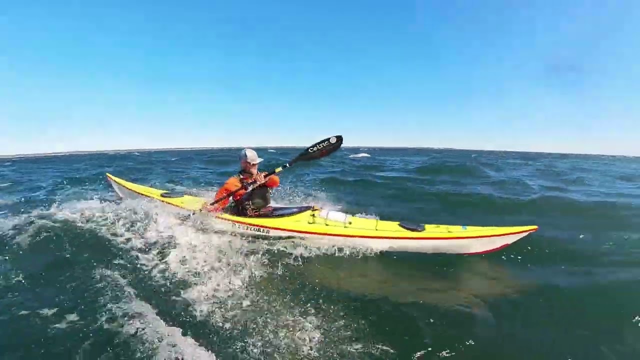 Timing the Sprint to Catch Tide Race Waves